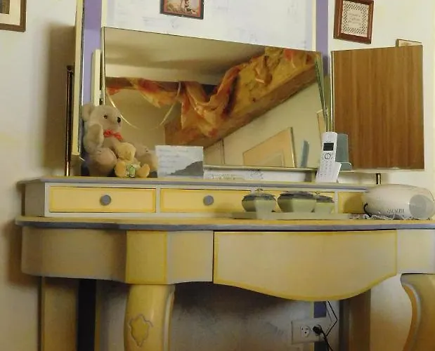 Bed and breakfast Chez Nous. 3*